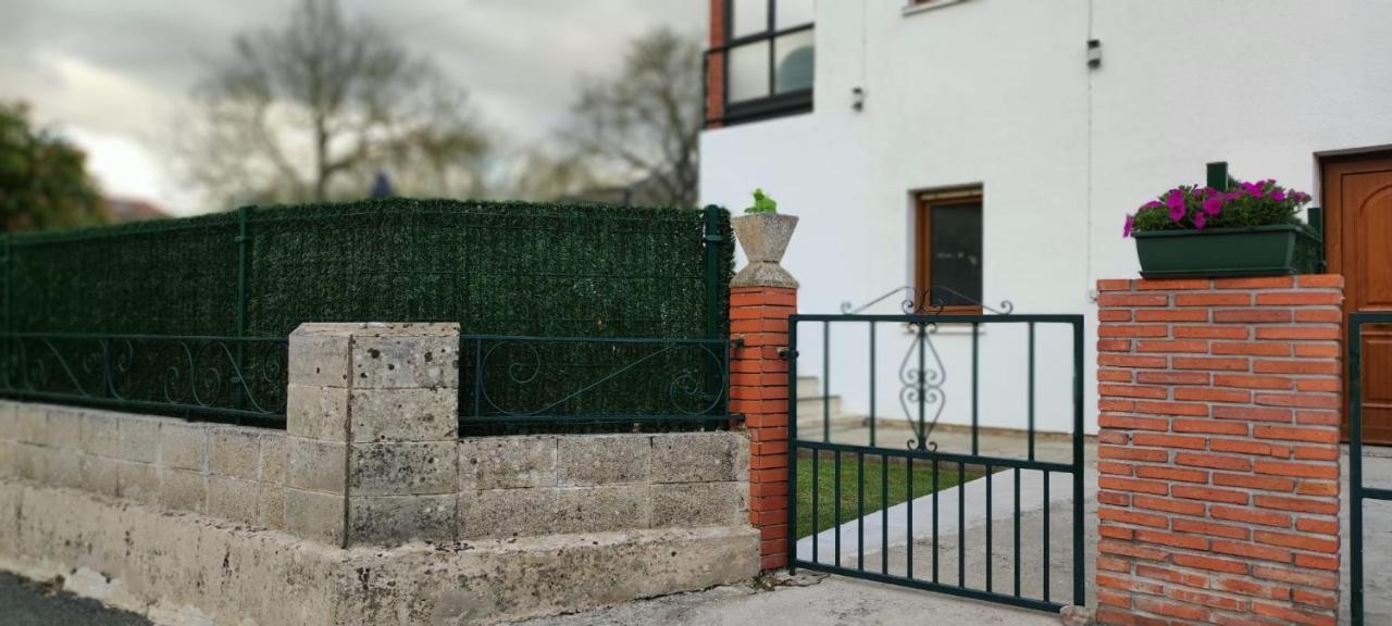 فيلا Casa Angela Las Fraguas المظهر الخارجي الصورة